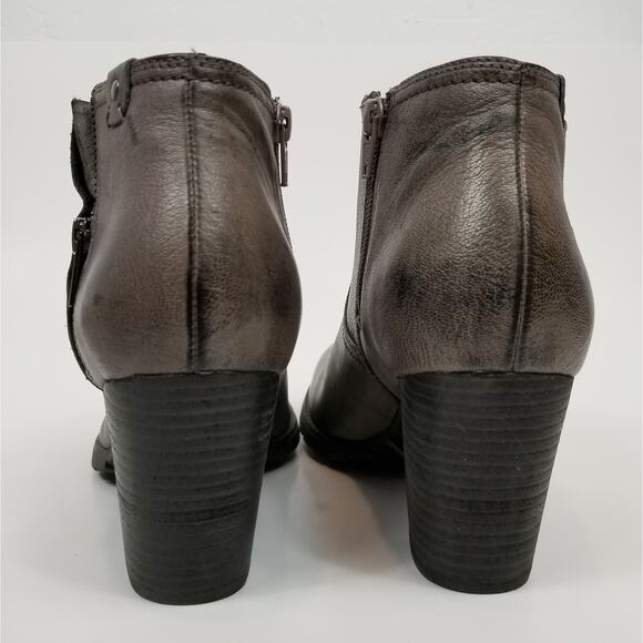 Clarks Women's Gray Stacked Heel Leather Ankle Boots Booties Size 9.5 - Picture 7 of 11
